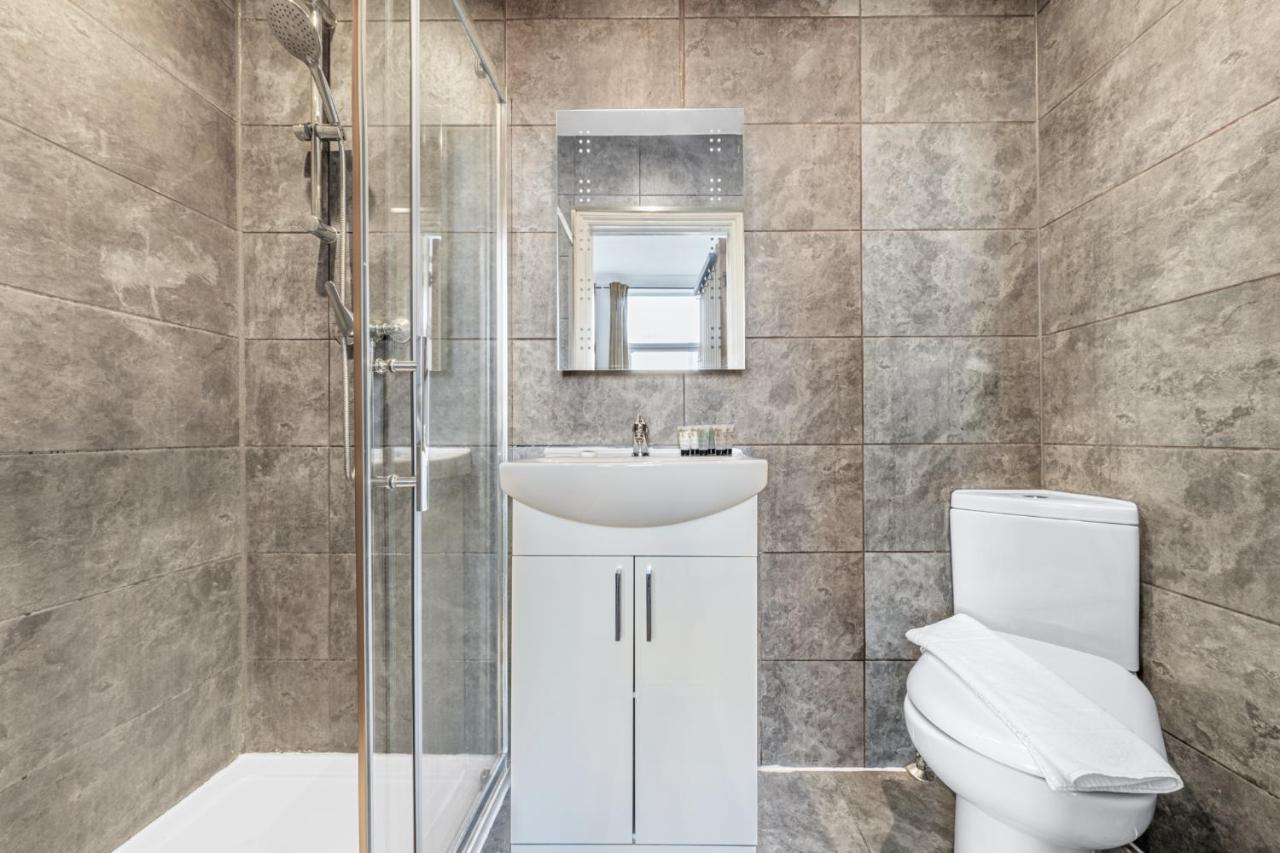 The Buross - Aldgate Aparthotel London Exteriör bild