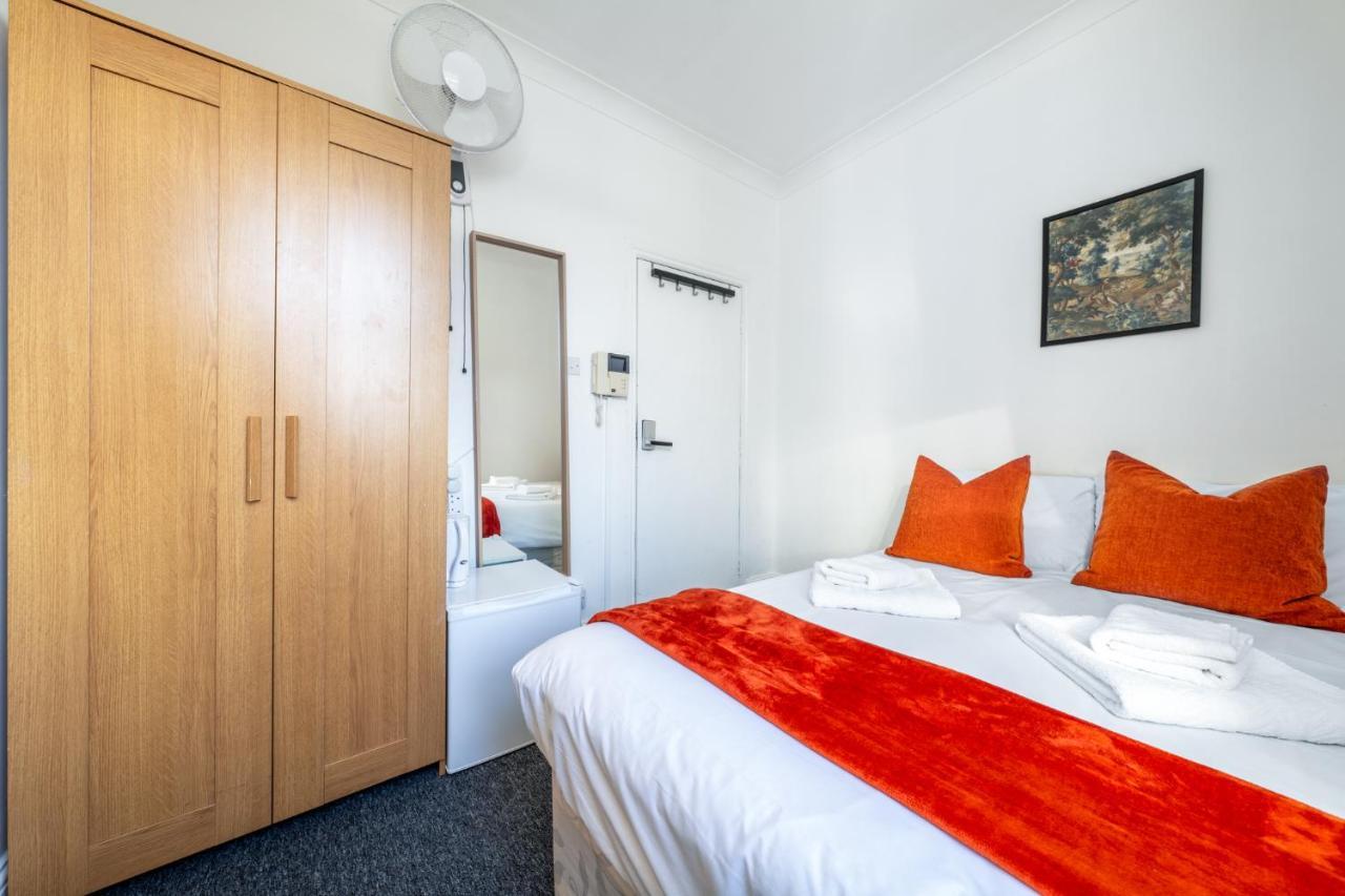 The Buross - Aldgate Aparthotel London Exteriör bild